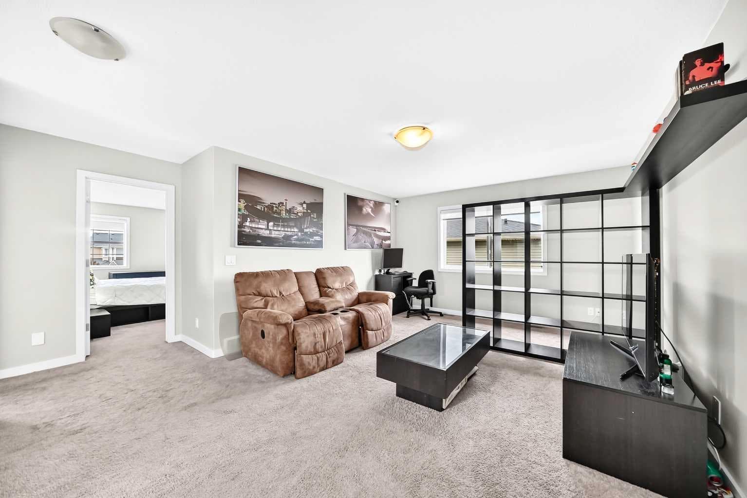 125 Bayside Loop SW