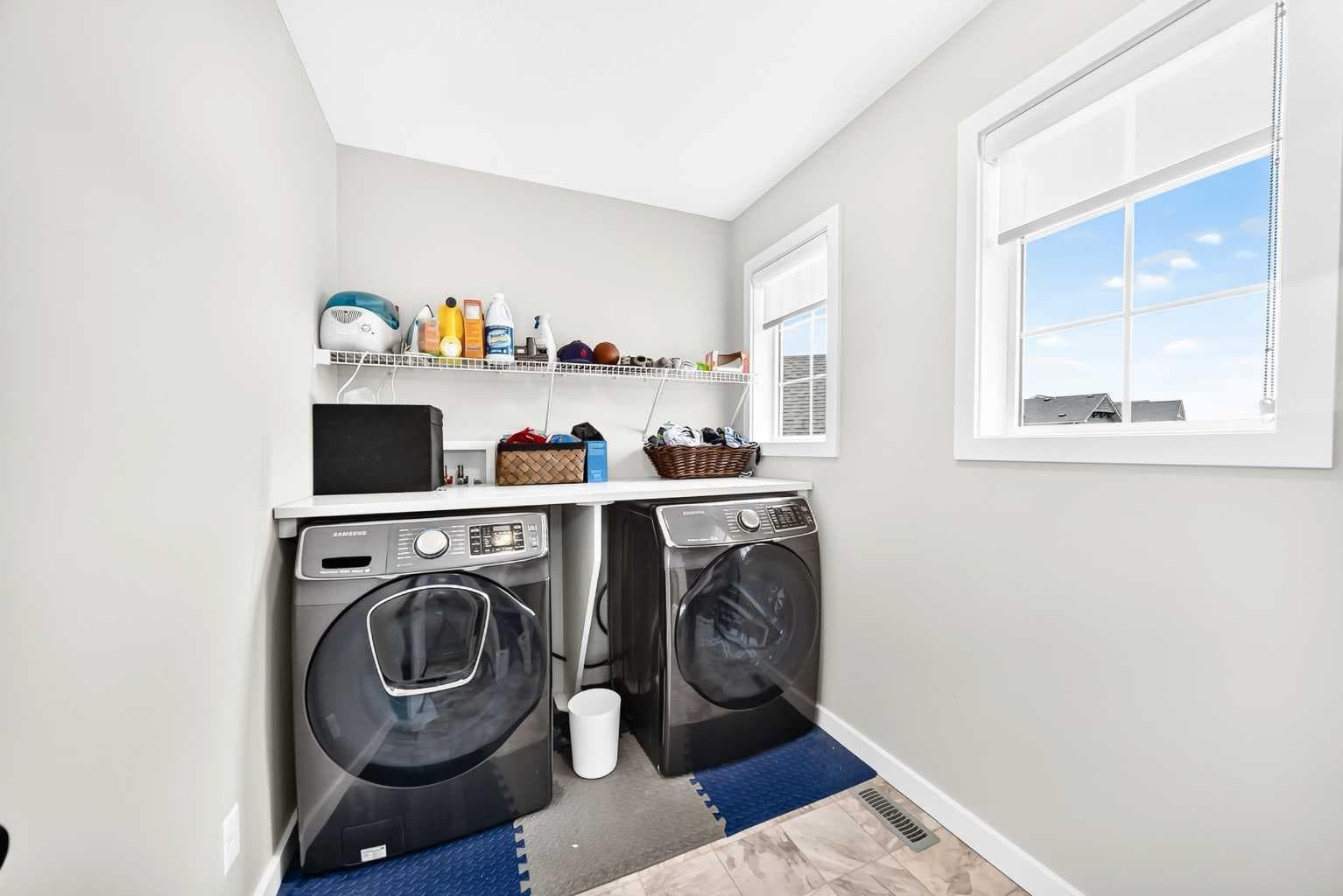 125 Bayside Loop SW