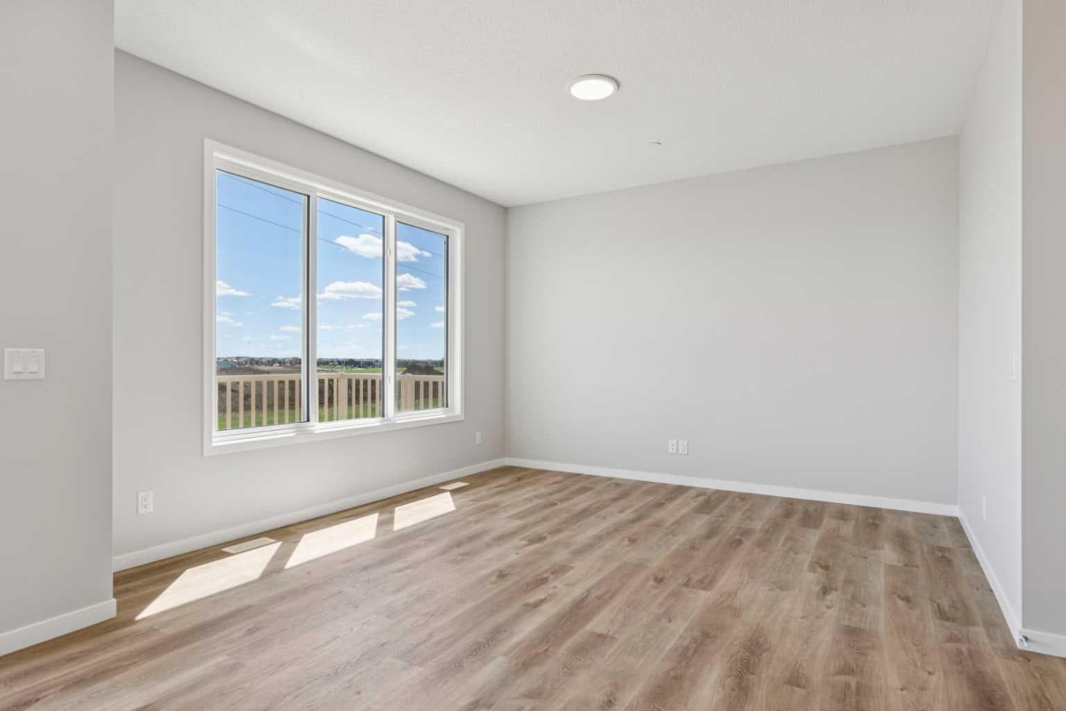 374 Hotchkiss Manor SE