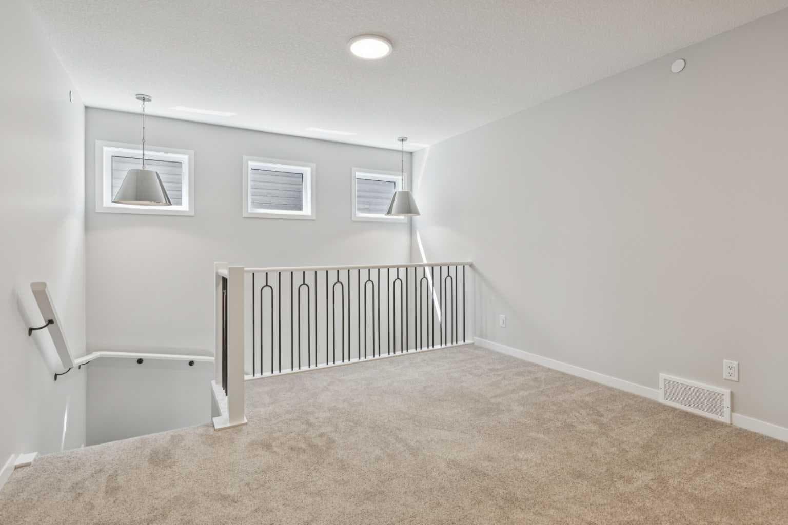 374 Hotchkiss Manor SE