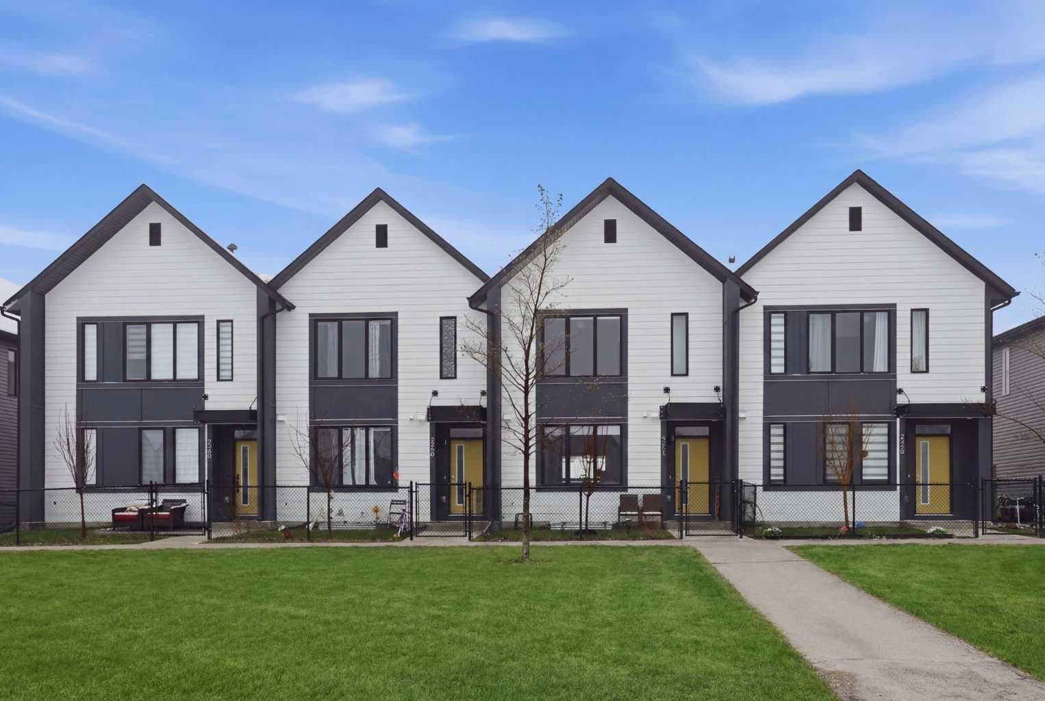 224 South Point Greenway SW