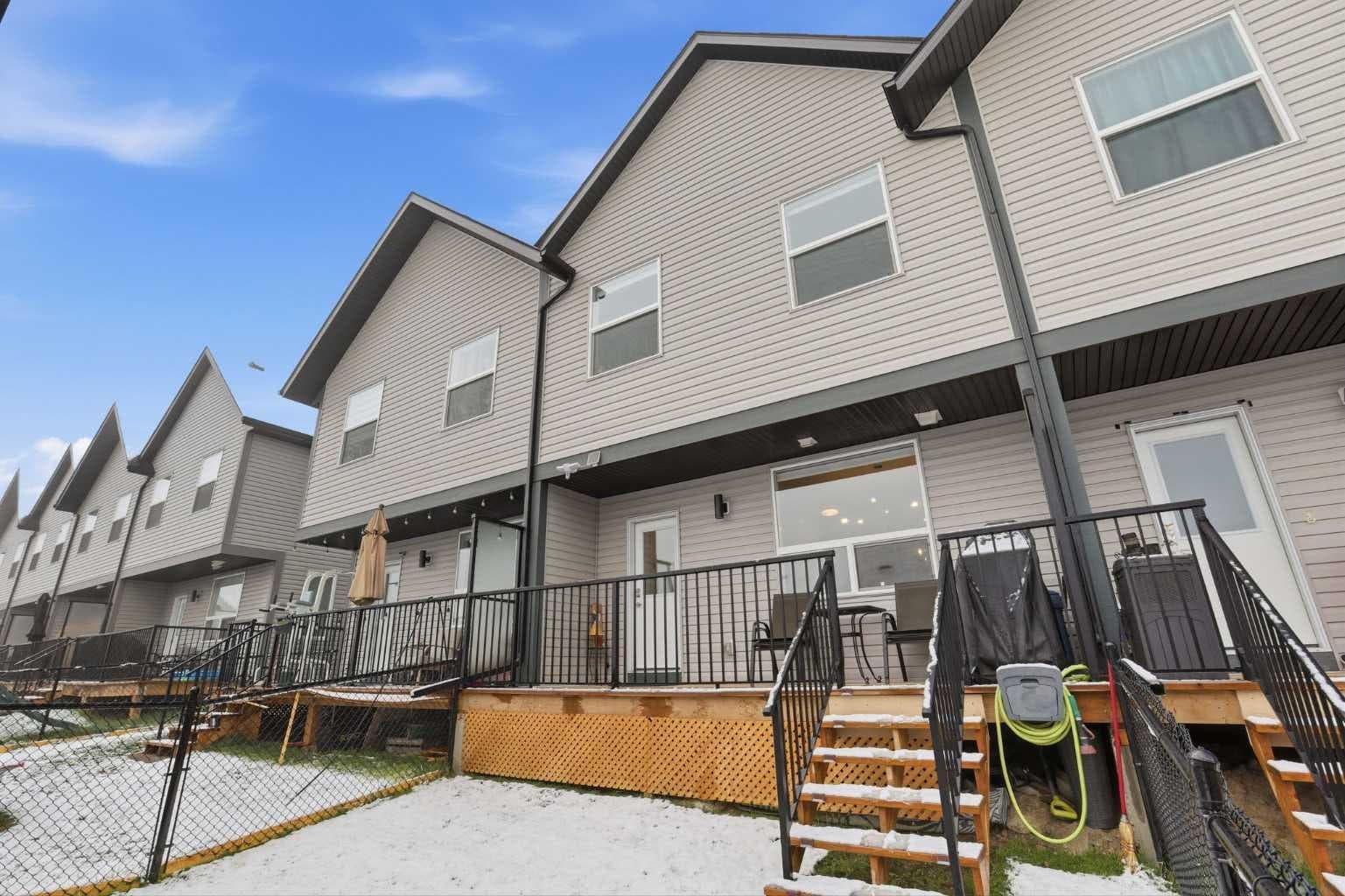 224 South Point Greenway SW