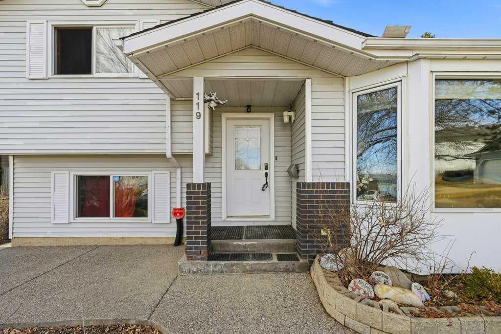 119 Macewan Meadow Way NW