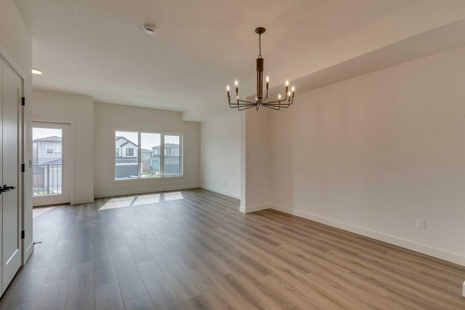 802, 195 Belvedere Drive SE