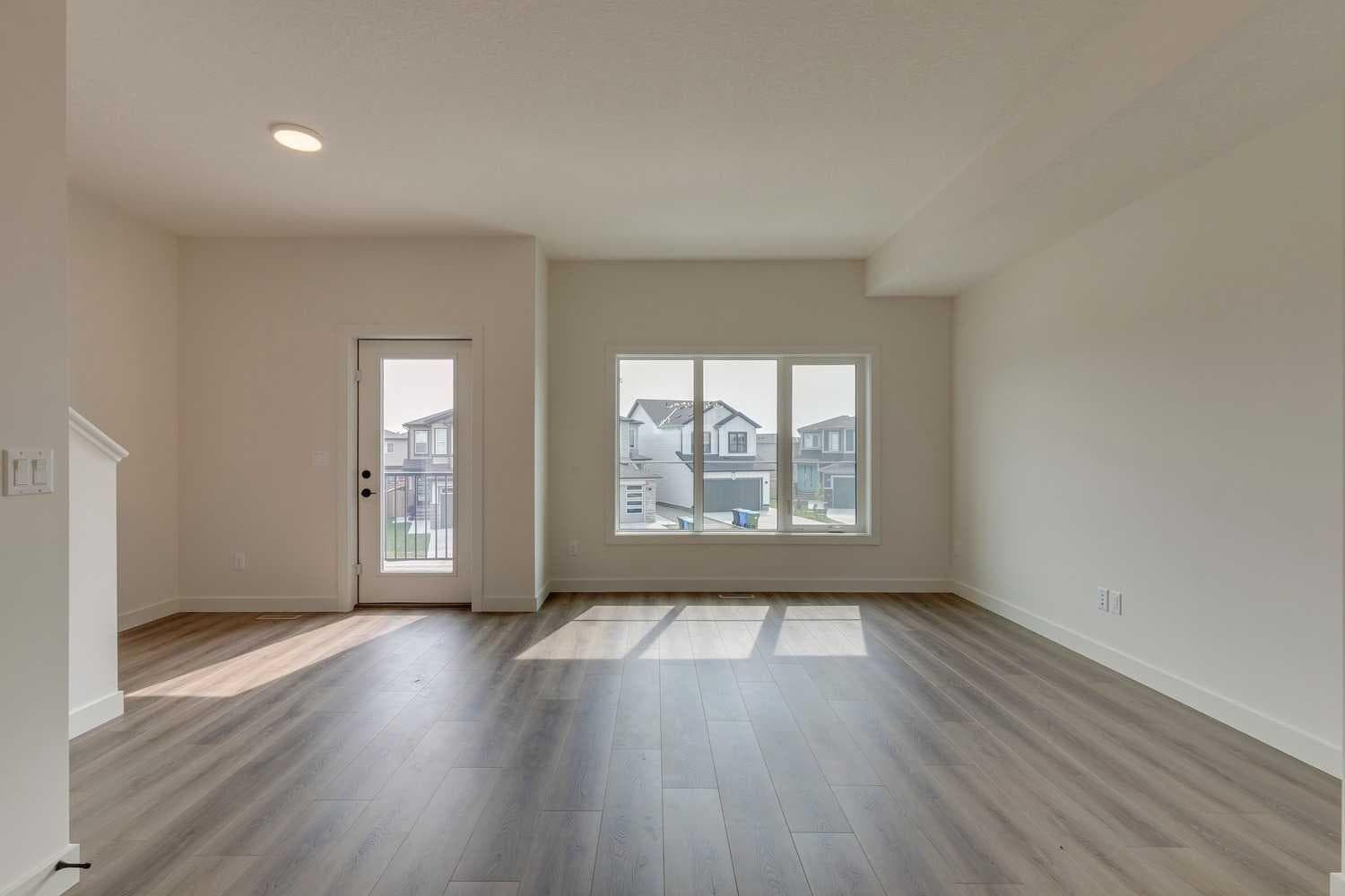 802, 195 Belvedere Drive SE