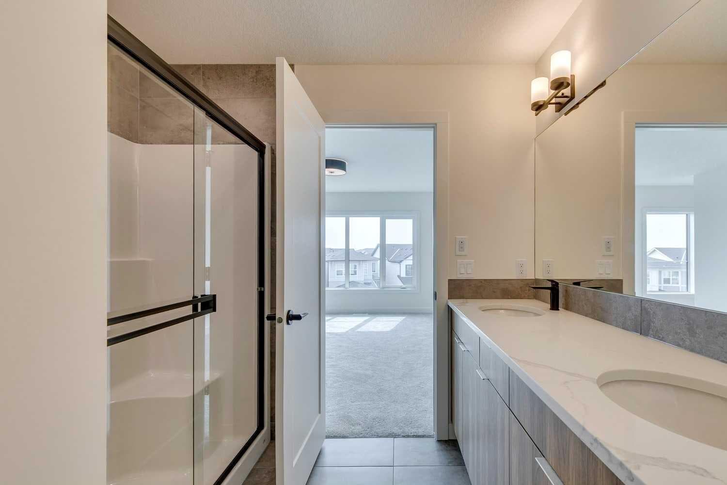 802, 195 Belvedere Drive SE