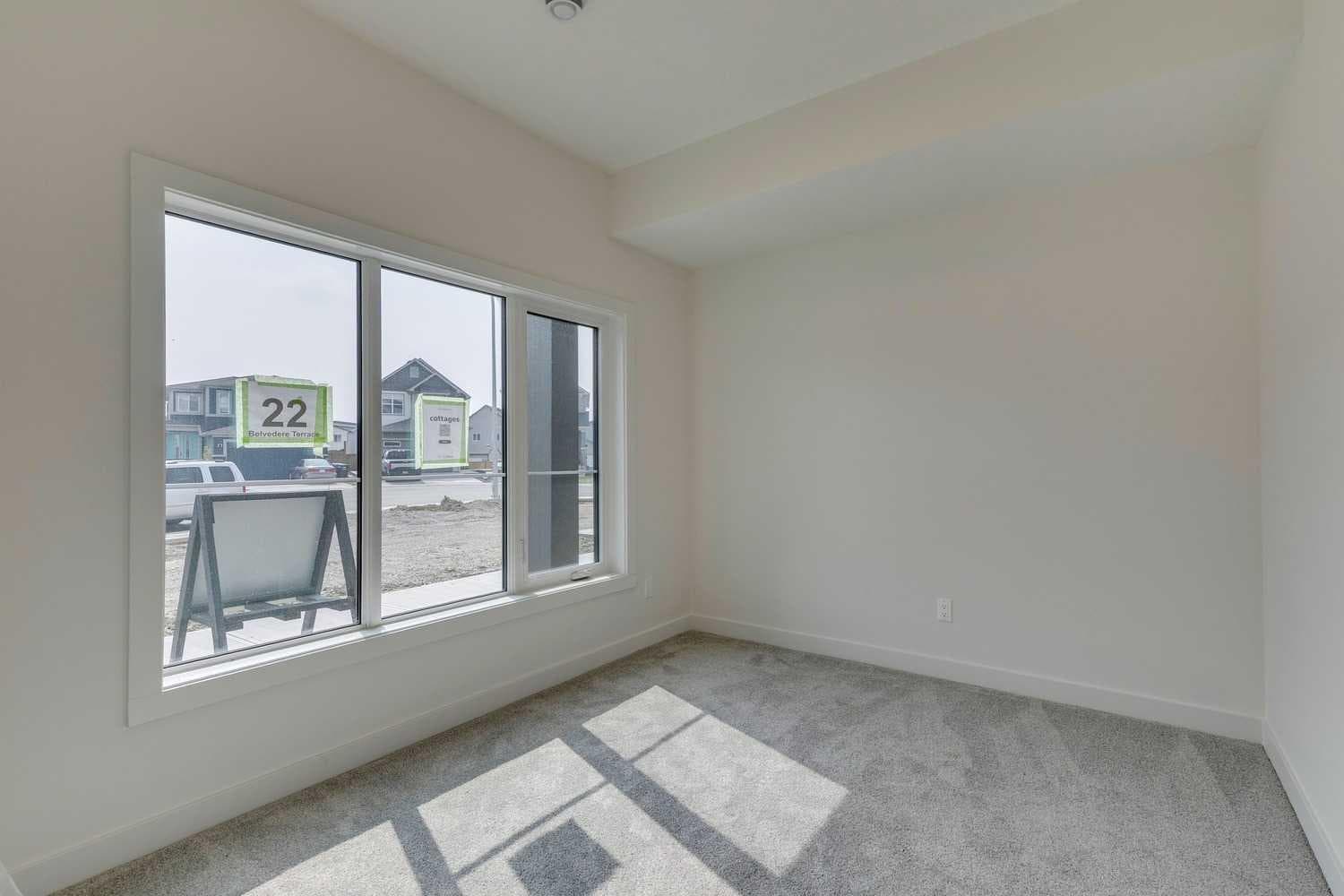 802, 195 Belvedere Drive SE
