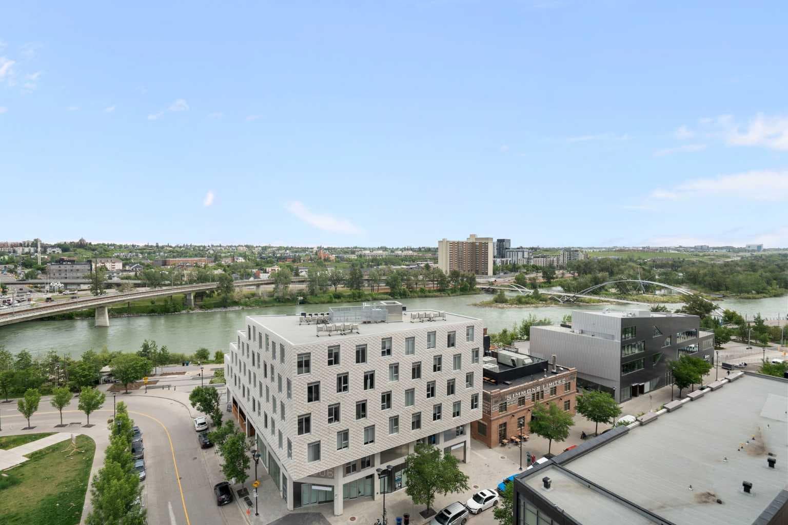 1004, 519 Riverfront Avenue SE