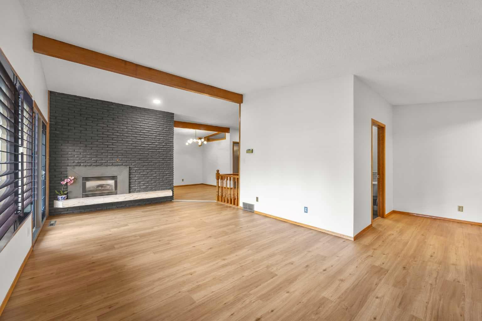 1408 104 Avenue SW