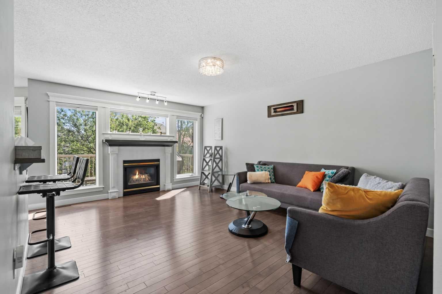 107 Edgebrook Circle NW
