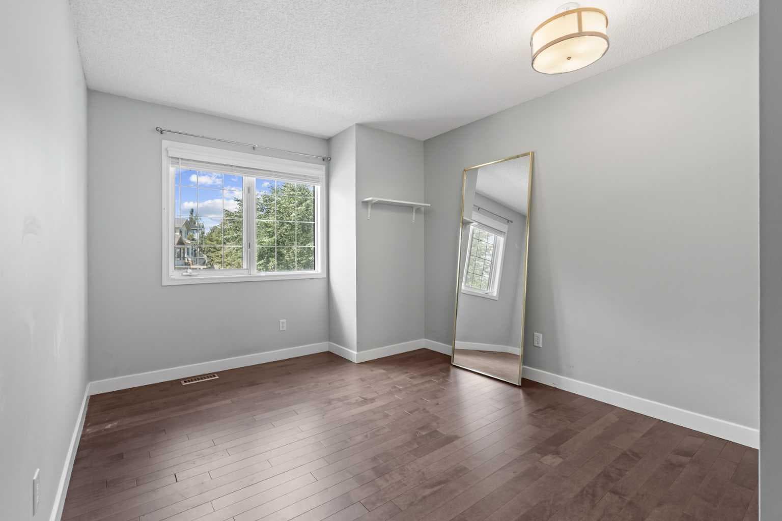 107 Edgebrook Circle NW