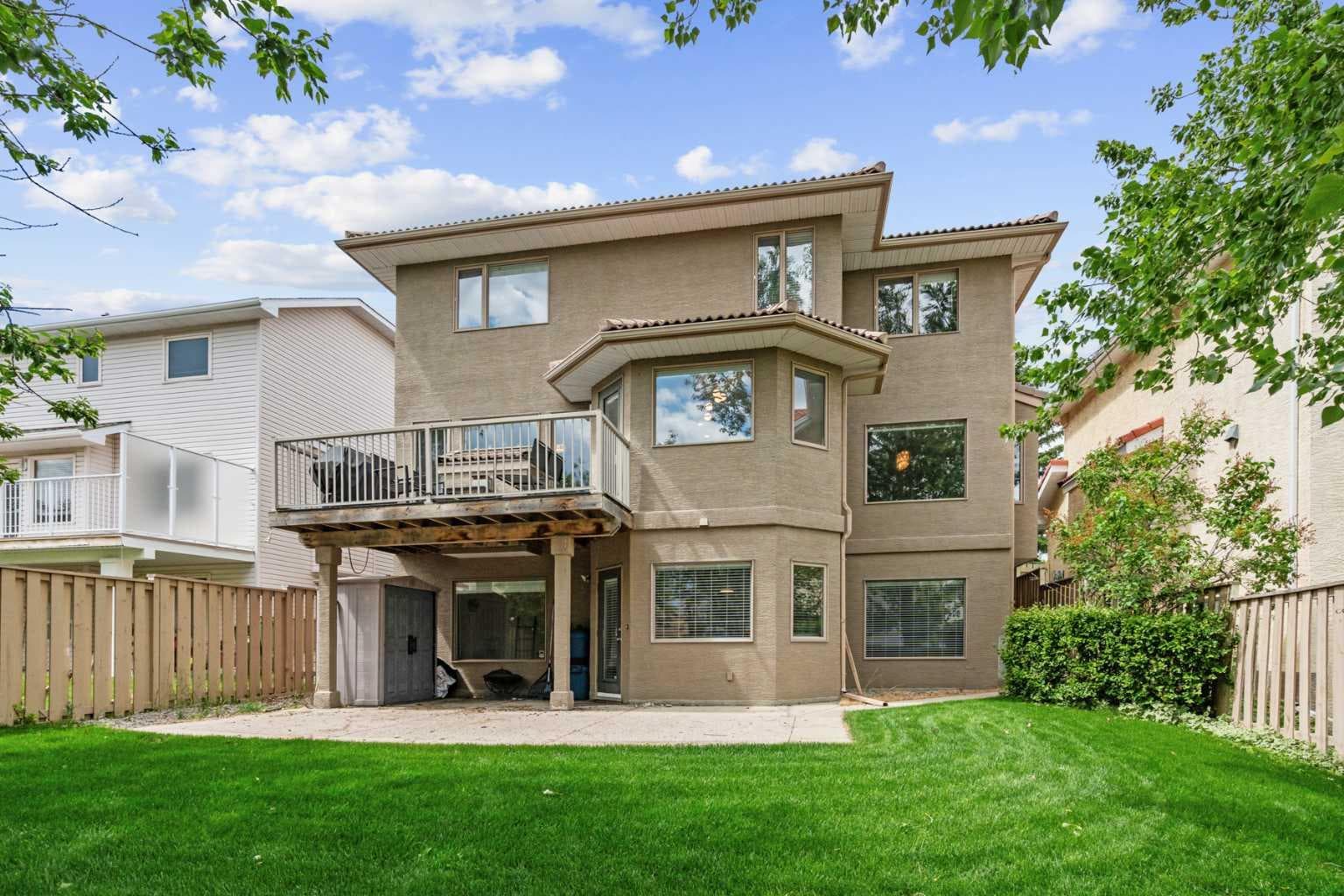 107 Edgebrook Circle NW