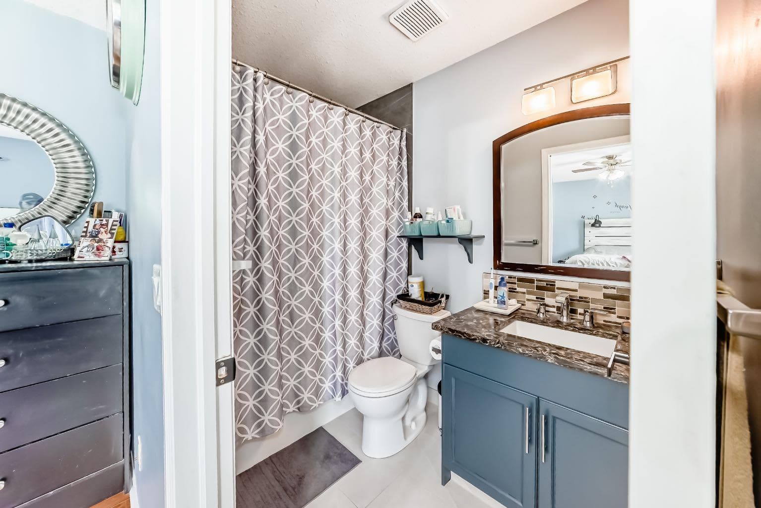 98 Canoe Square SW