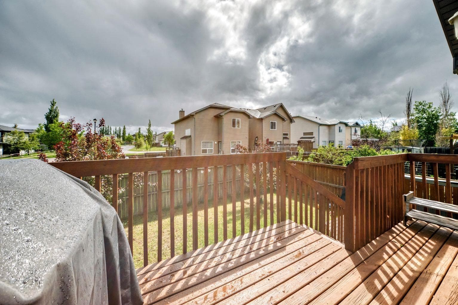 98 Canoe Square SW