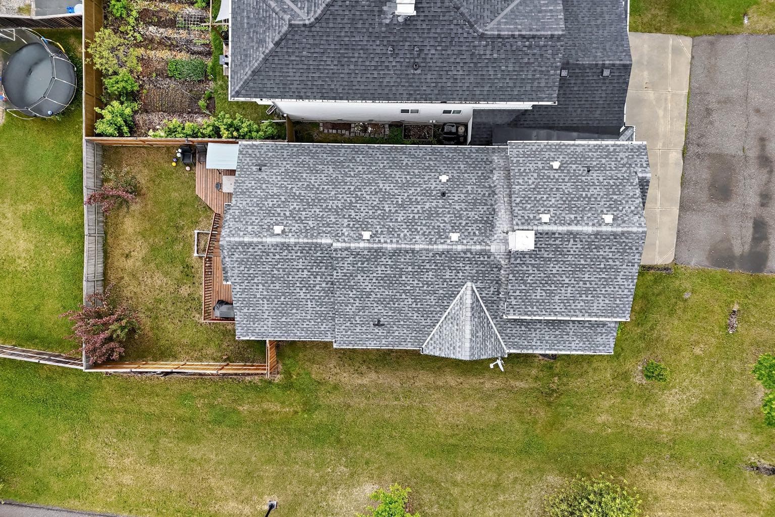 98 Canoe Square SW