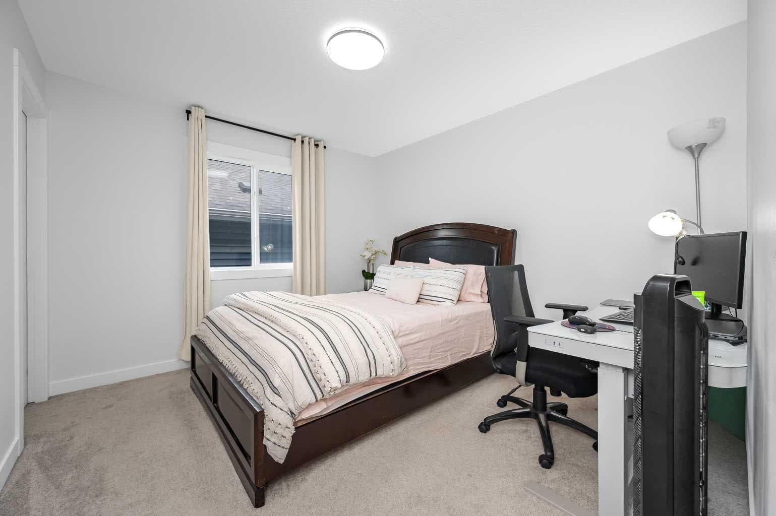 346 Edith Road NW