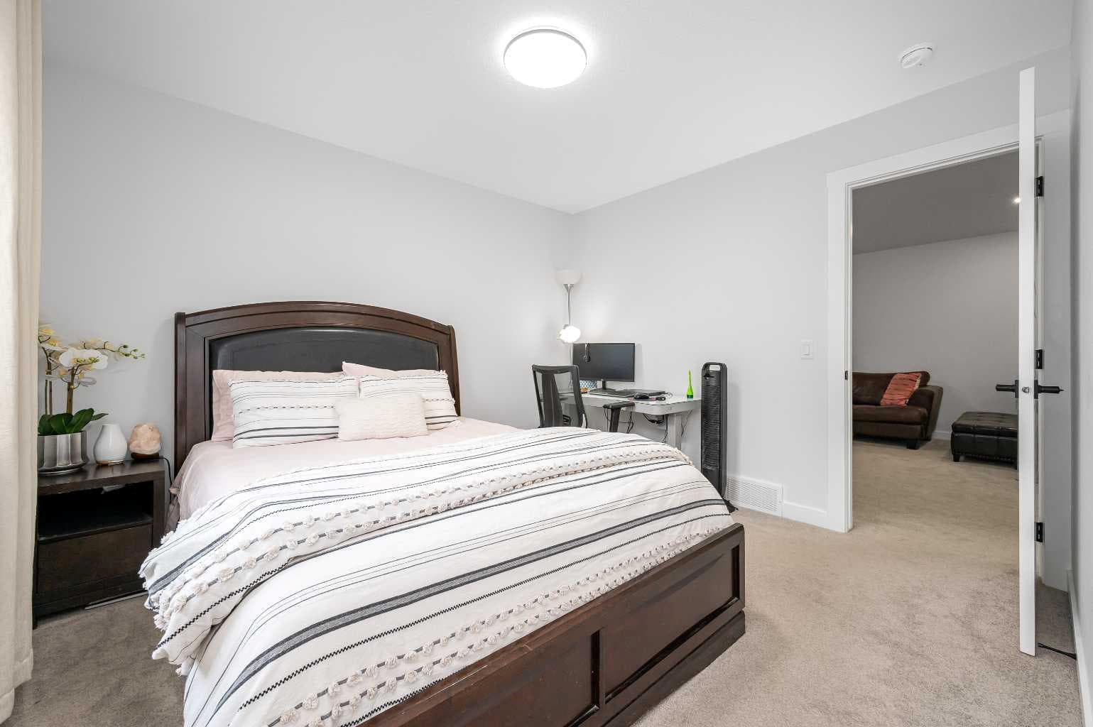 346 Edith Road NW