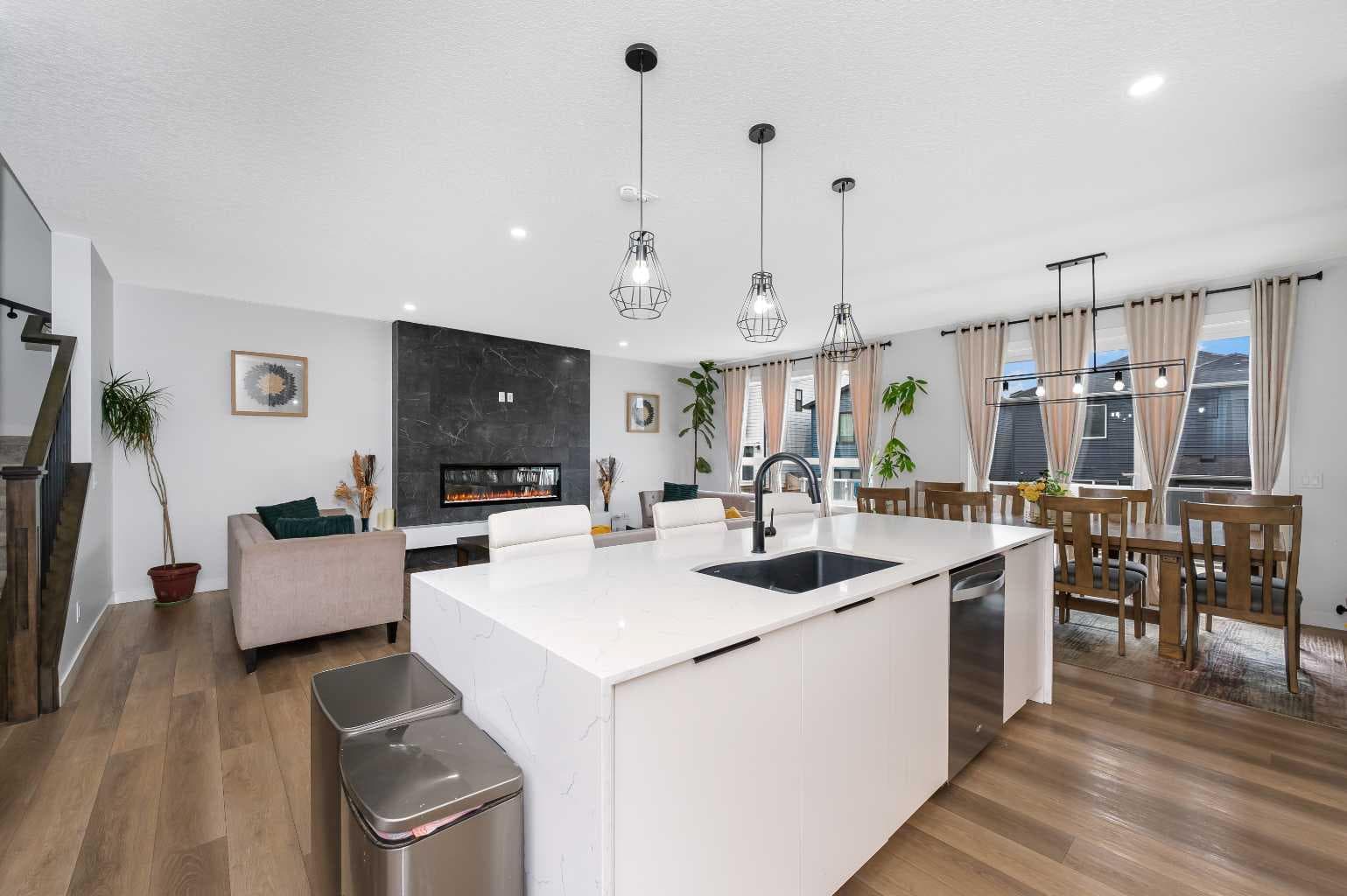 346 Edith Road NW