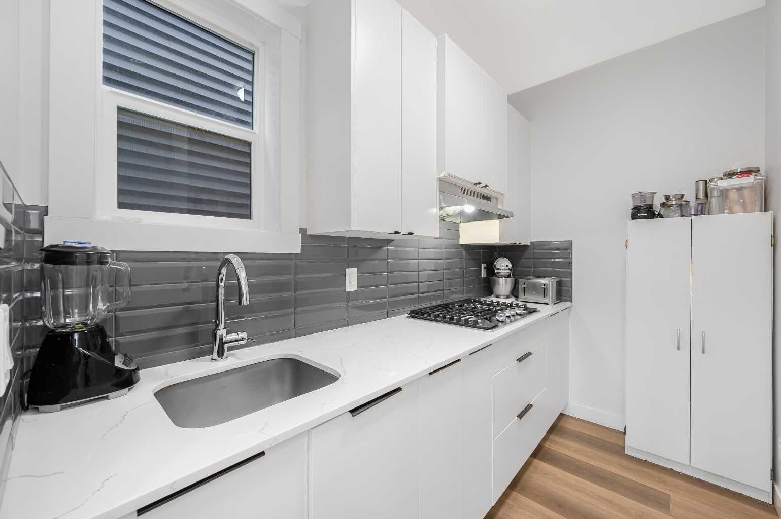 346 Edith Road NW