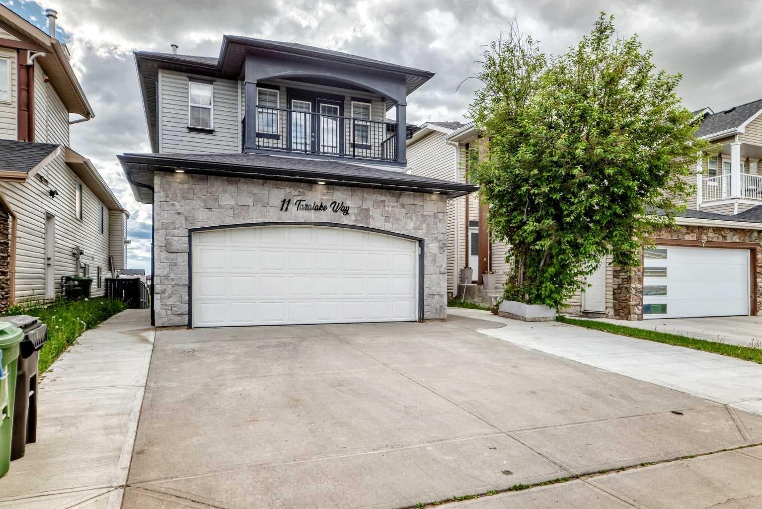 11 Taralake Way NE