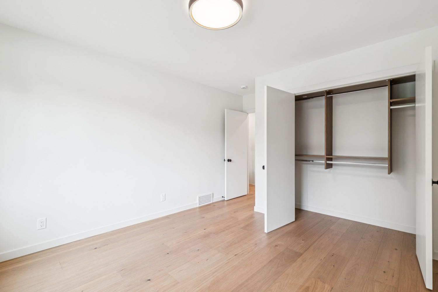 1311 Carlyle Road SW