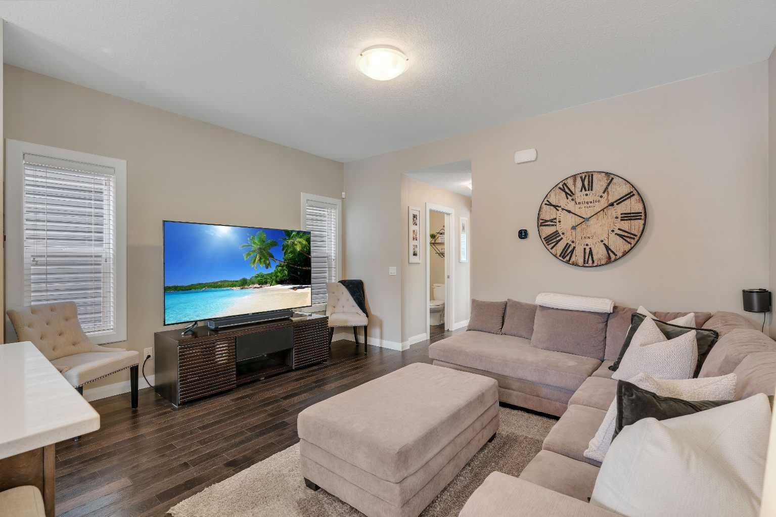 18 Evanscrest Rise NW