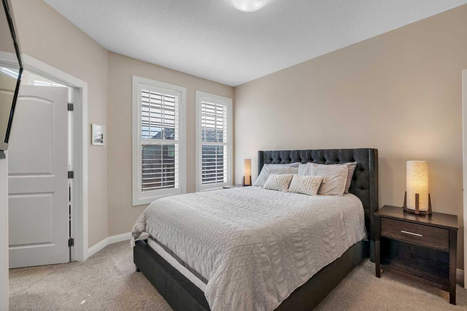 18 Evanscrest Rise NW