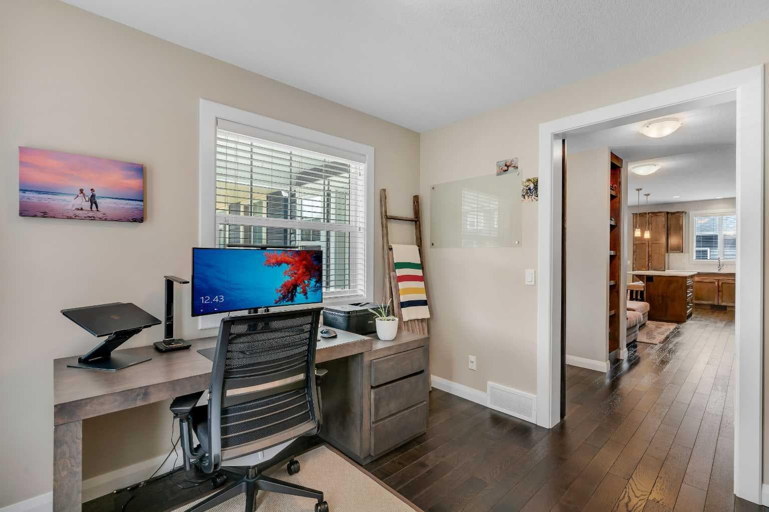 18 Evanscrest Rise NW