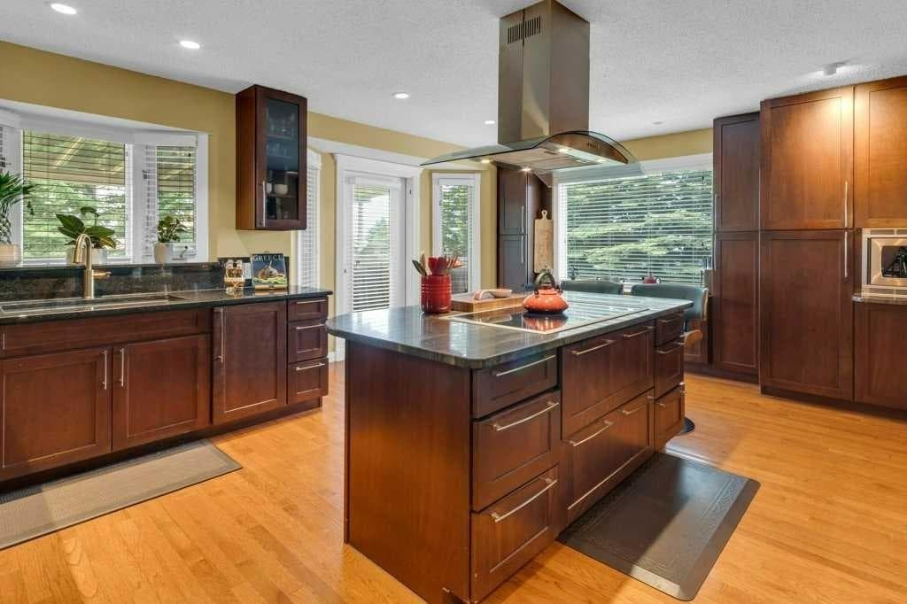 63 Edenstone Way NW