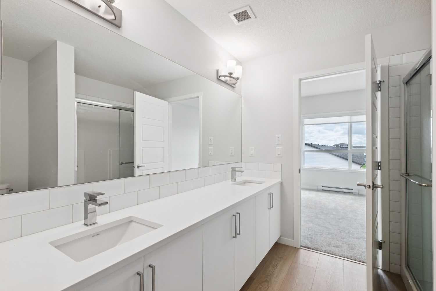 5403, 20295 Seton Way SE