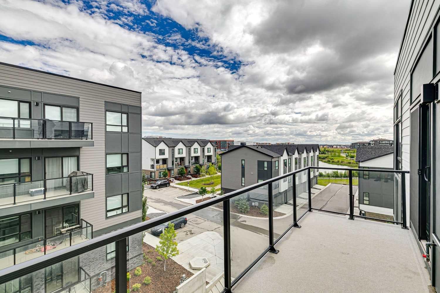 5403, 20295 Seton Way SE