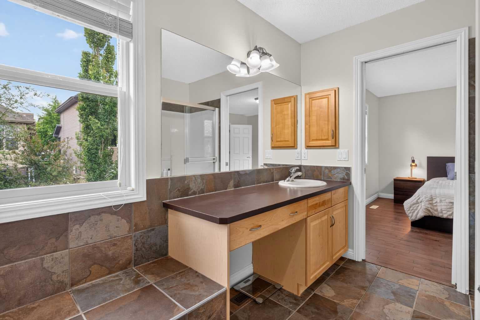 29 Sunset Close 