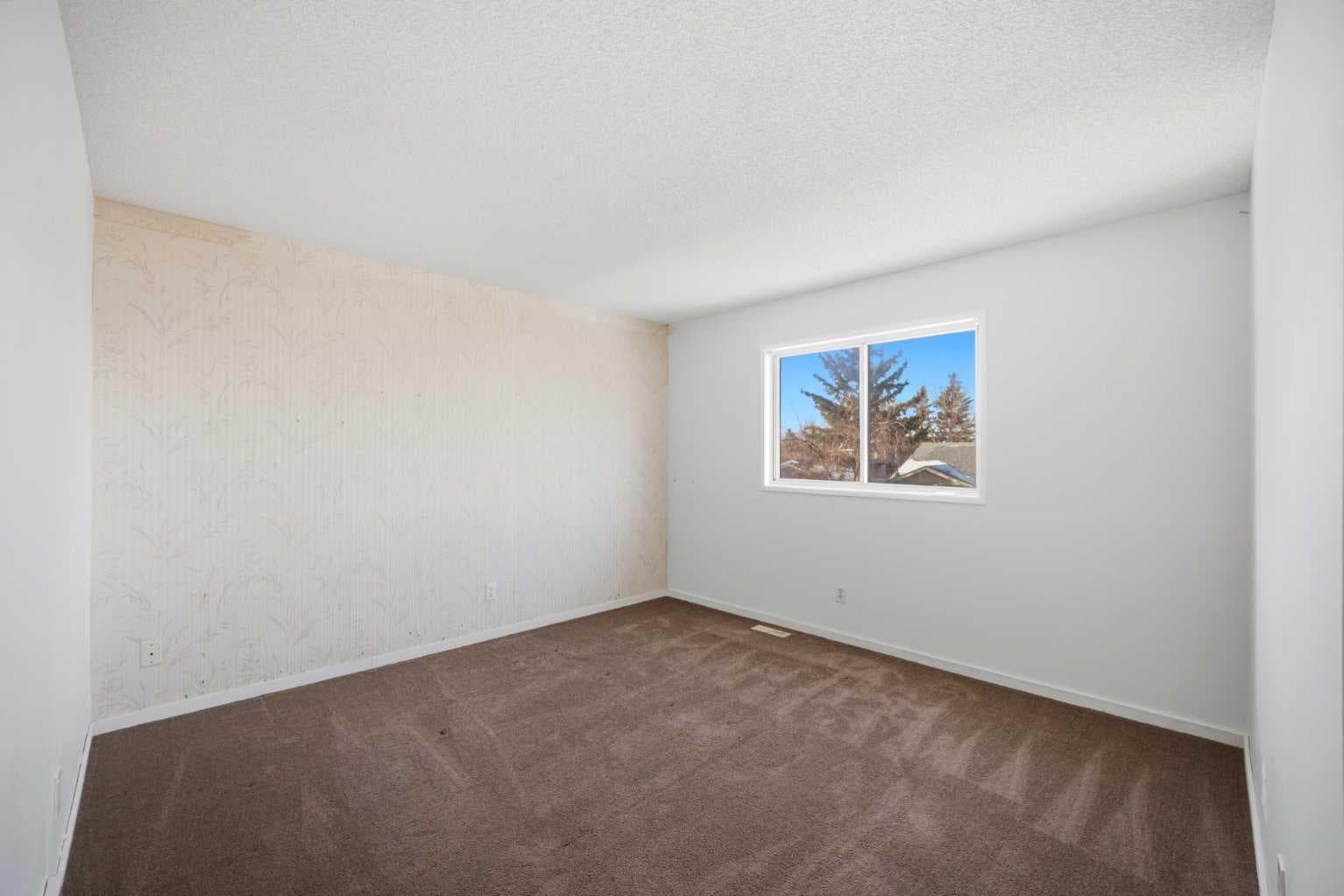 19 Appletree Close SE