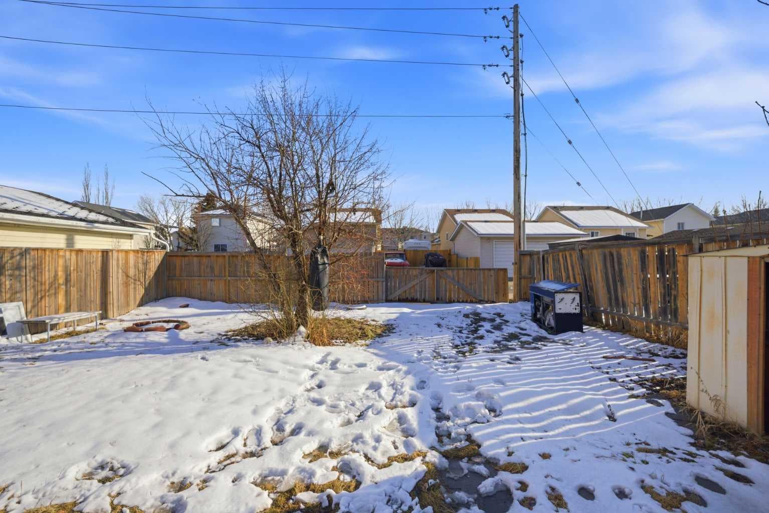 19 Appletree Close SE