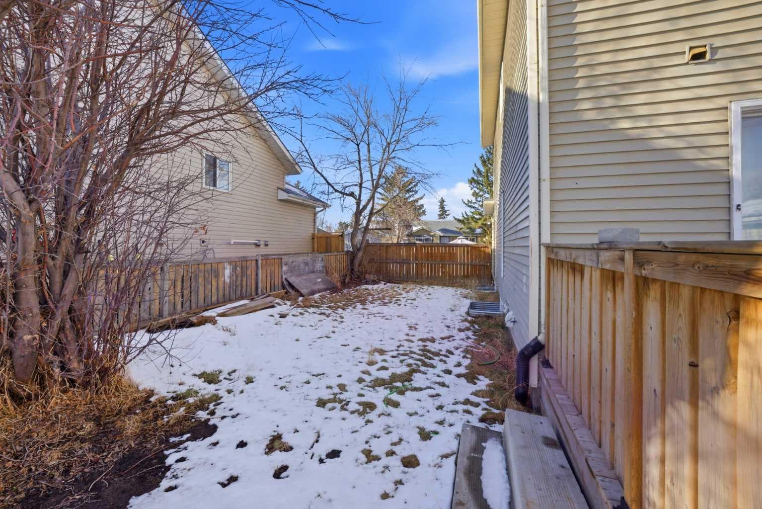 19 Appletree Close SE