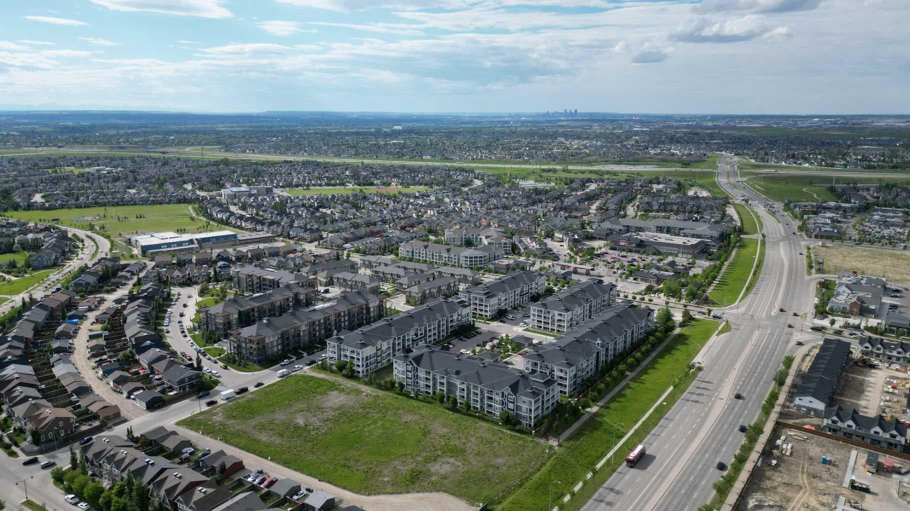 111, 300 Auburn Meadows Common SE