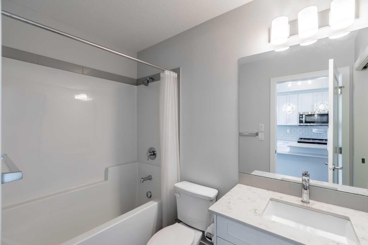 111, 300 Auburn Meadows Common SE