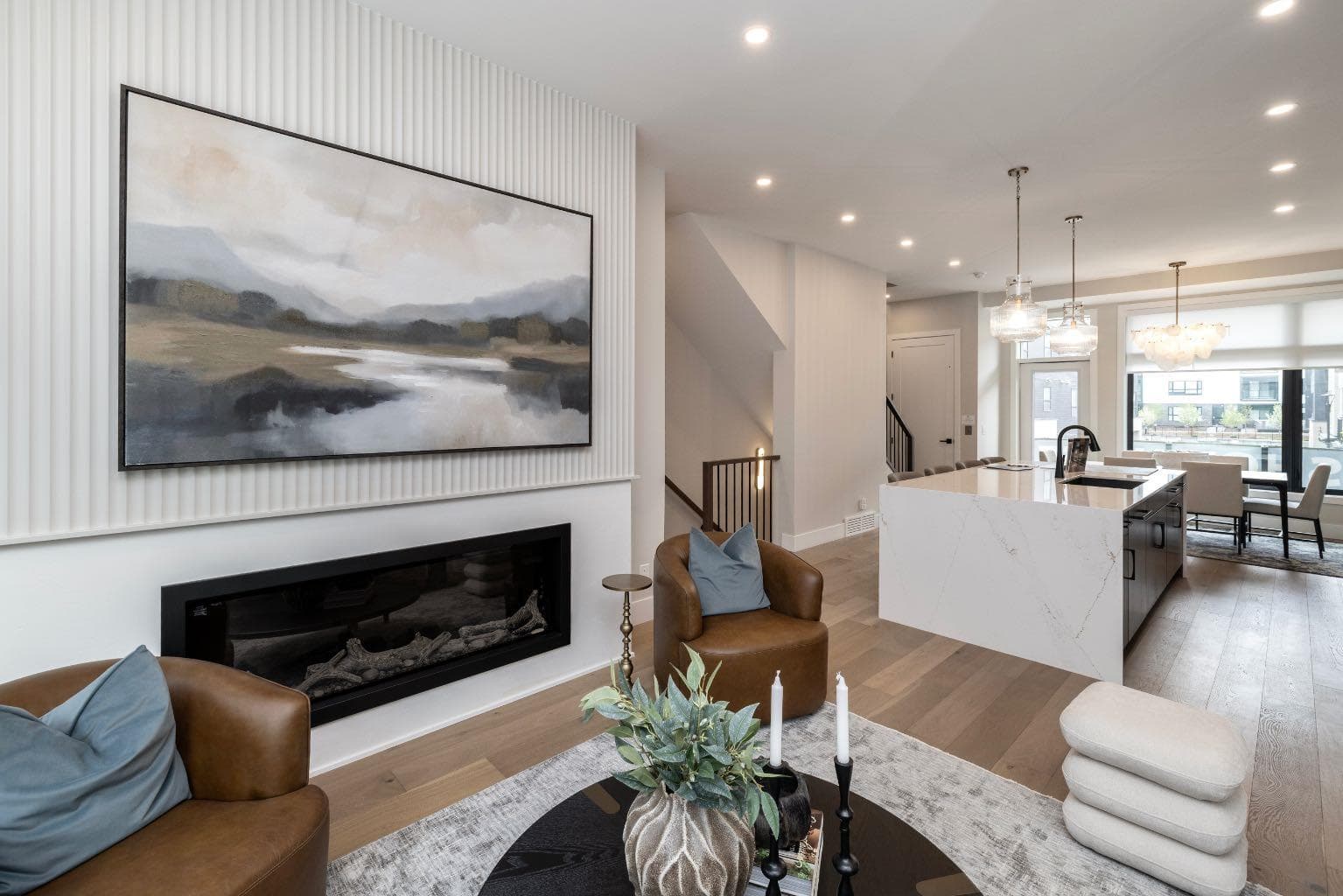 112, 150 Lebel Crescent NW