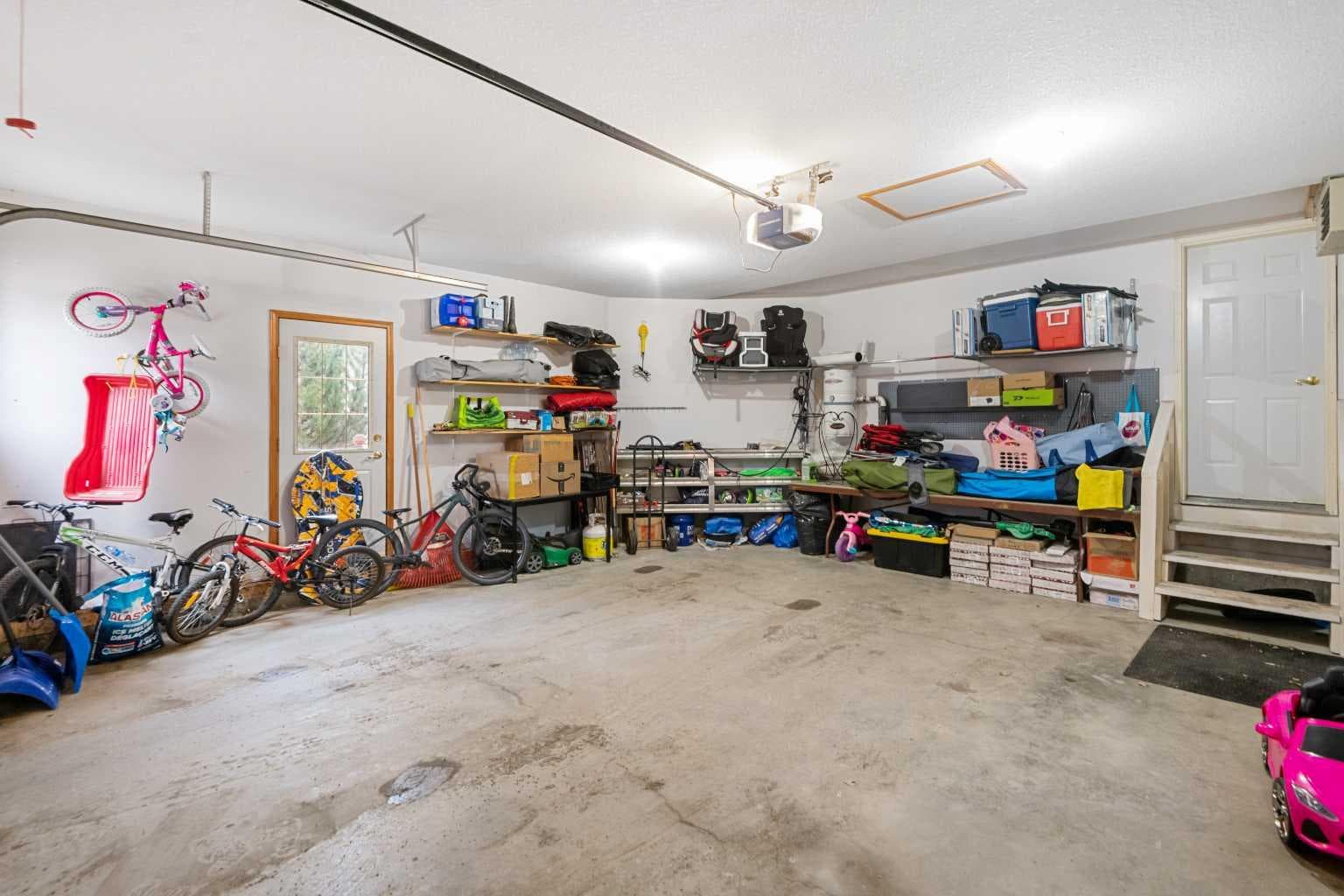 704 Woodside Drive NW