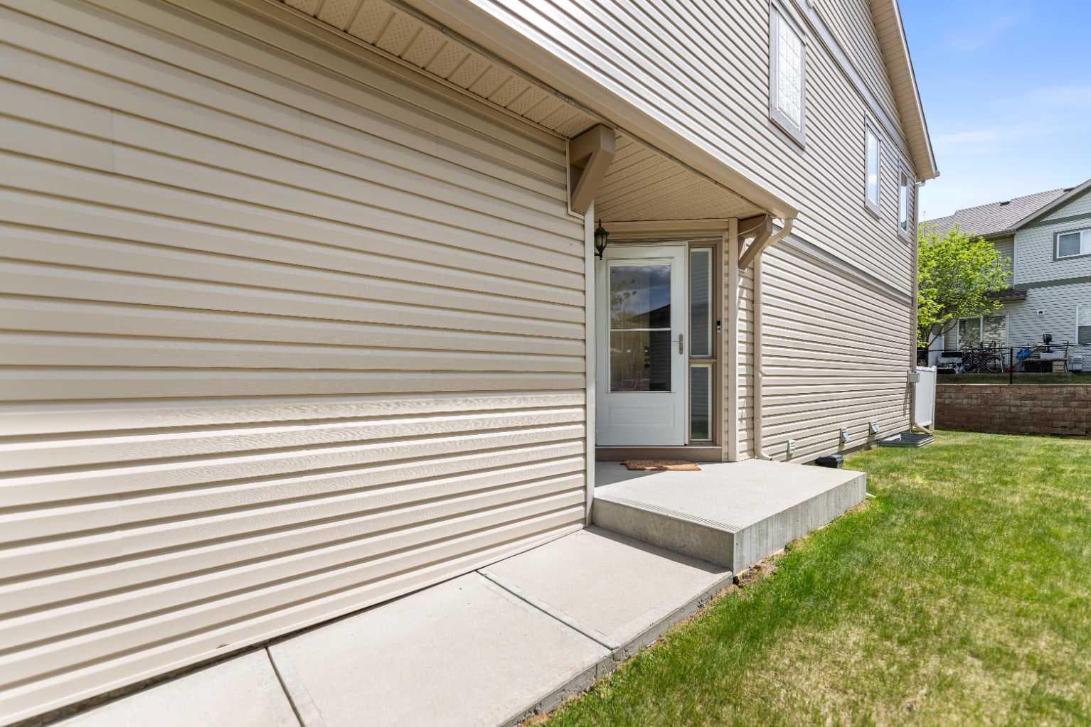 2323 Eversyde Avenue SW