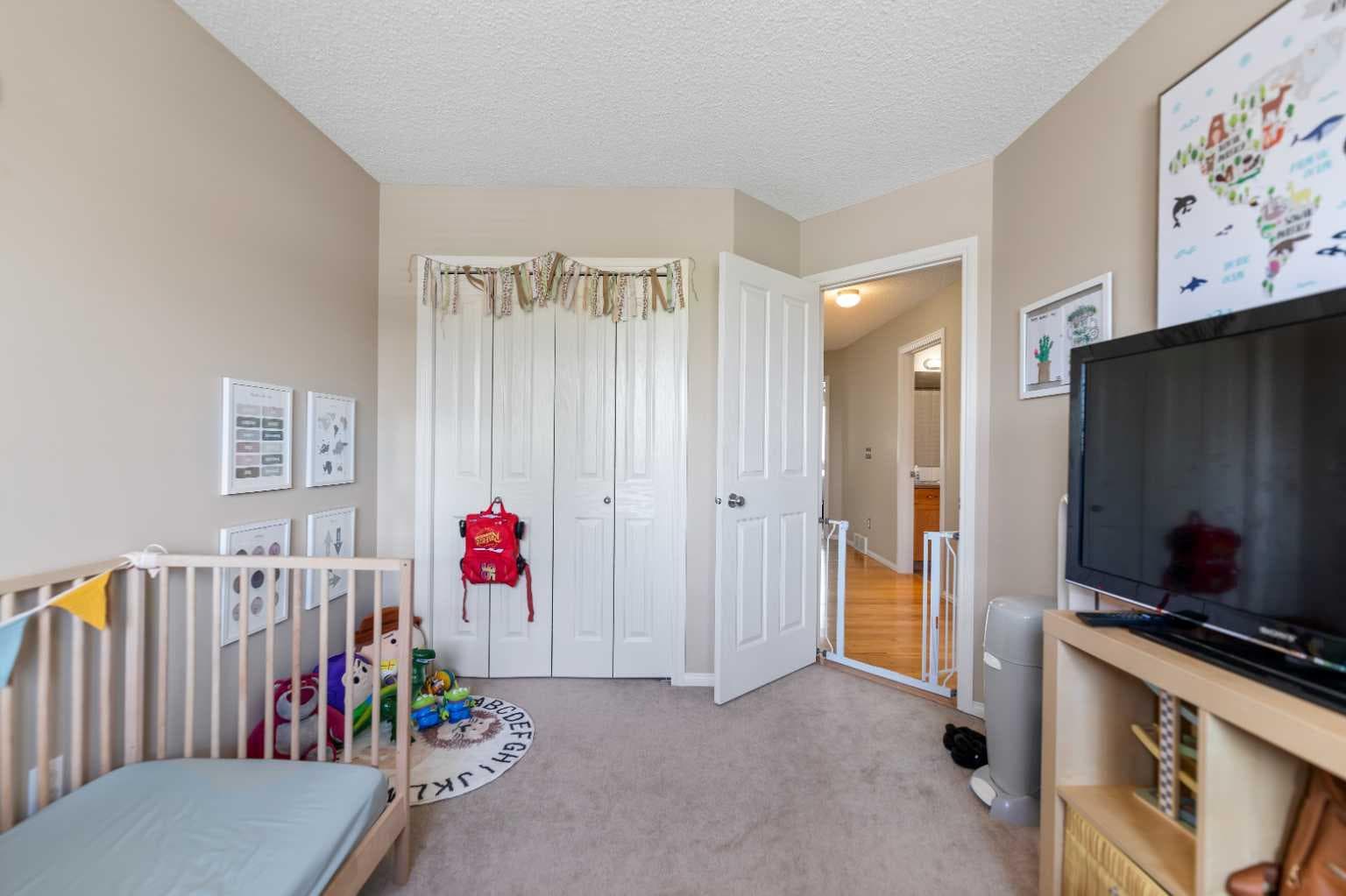 2323 Eversyde Avenue SW