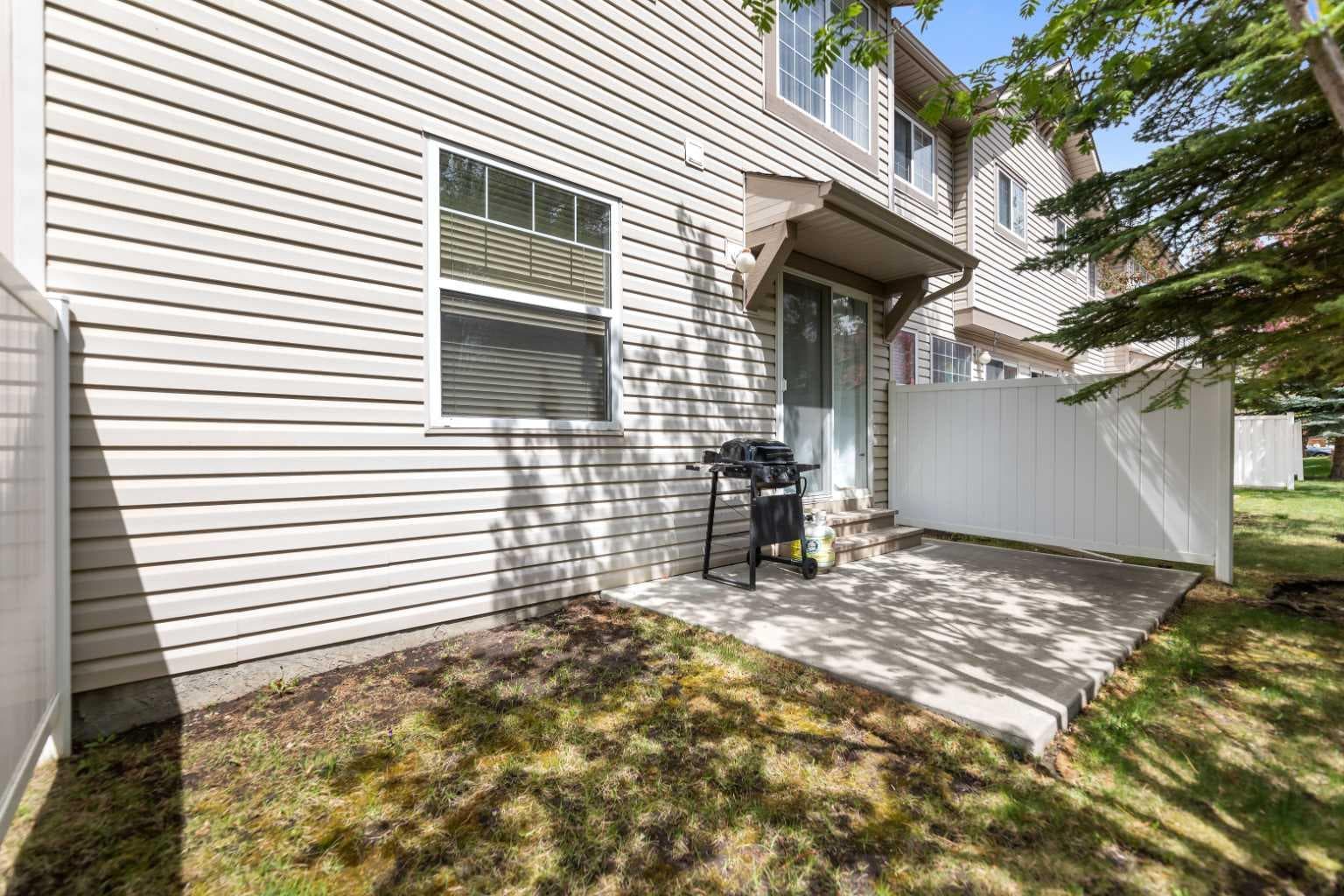 2323 Eversyde Avenue SW