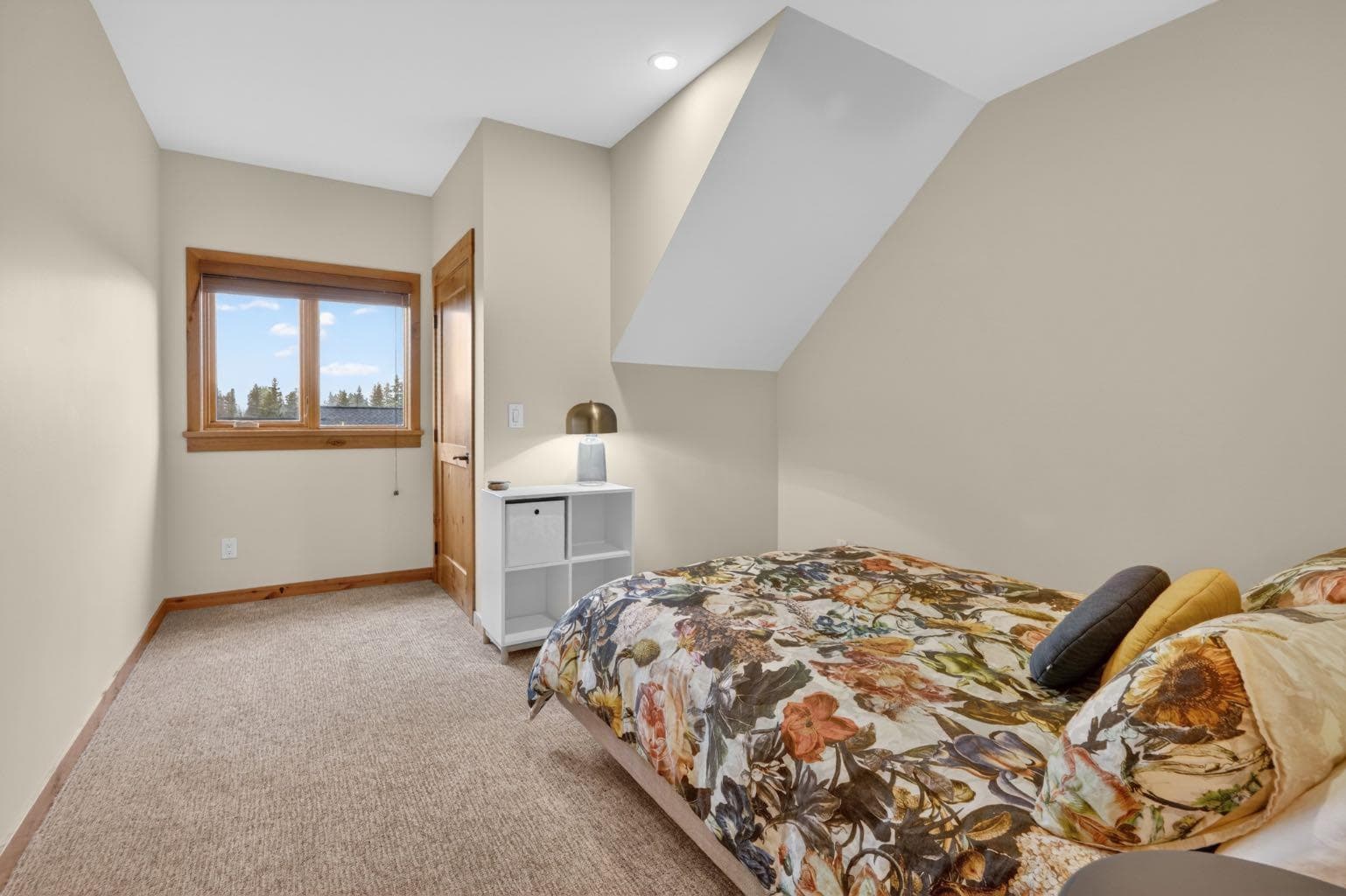 407, 707 Spring Creek Drive  