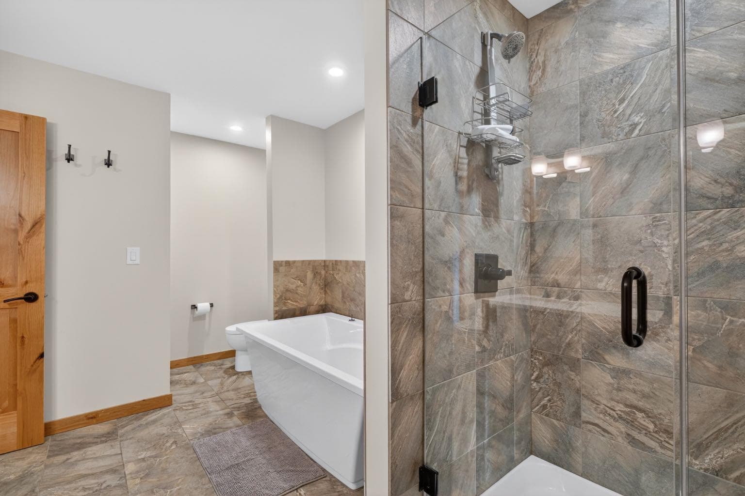 407, 707 Spring Creek Drive  