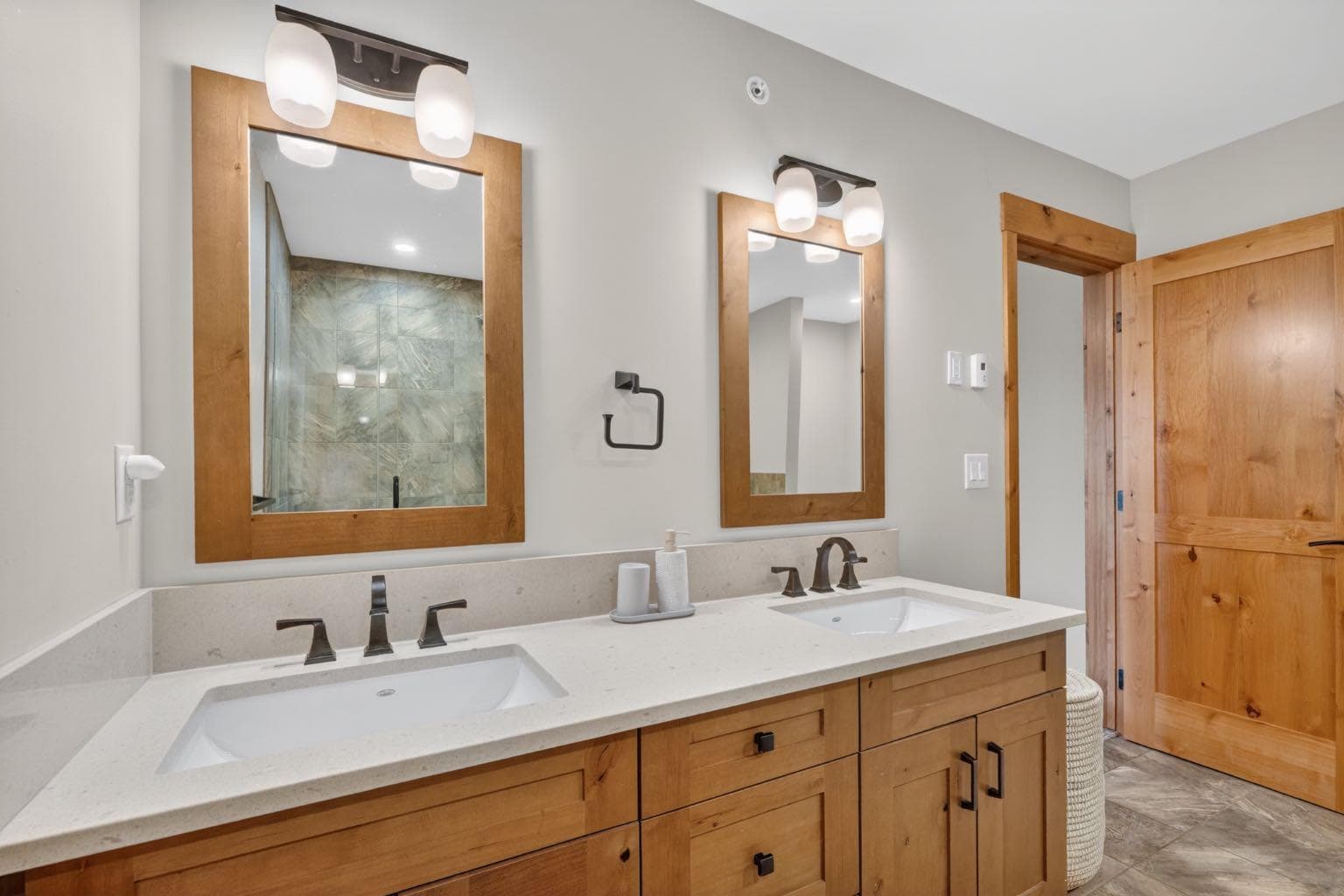 407, 707 Spring Creek Drive  