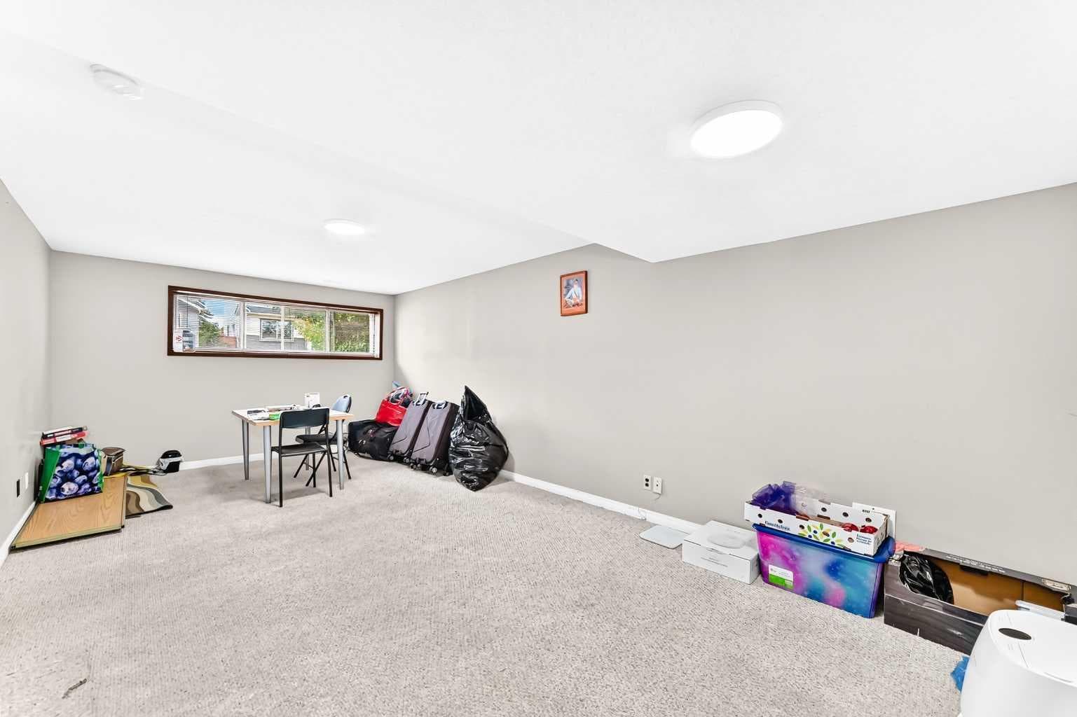 79 Castledale Way NE