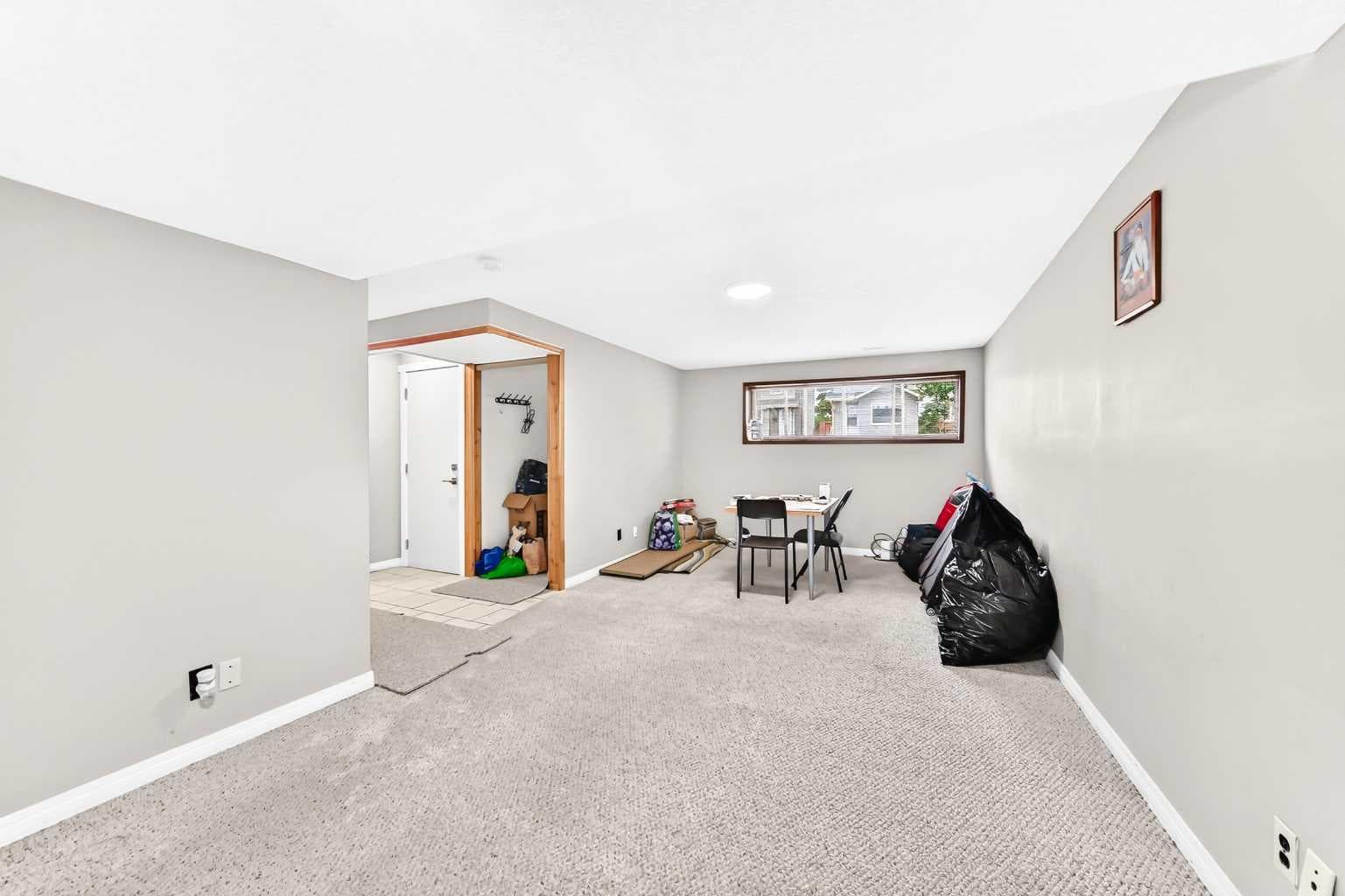 79 Castledale Way NE