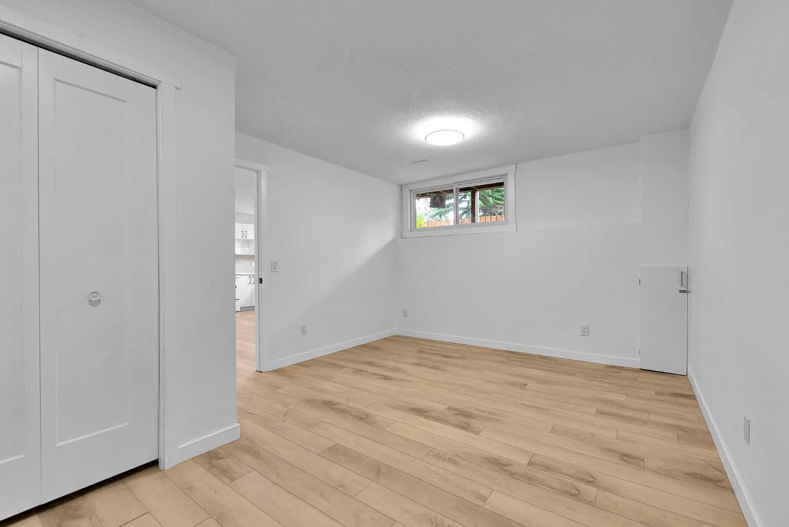 3820 14 Avenue SE