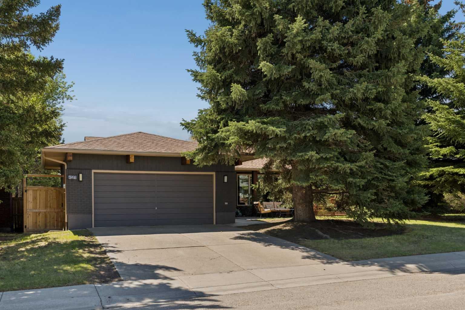 127 Parkglen Crescent SE