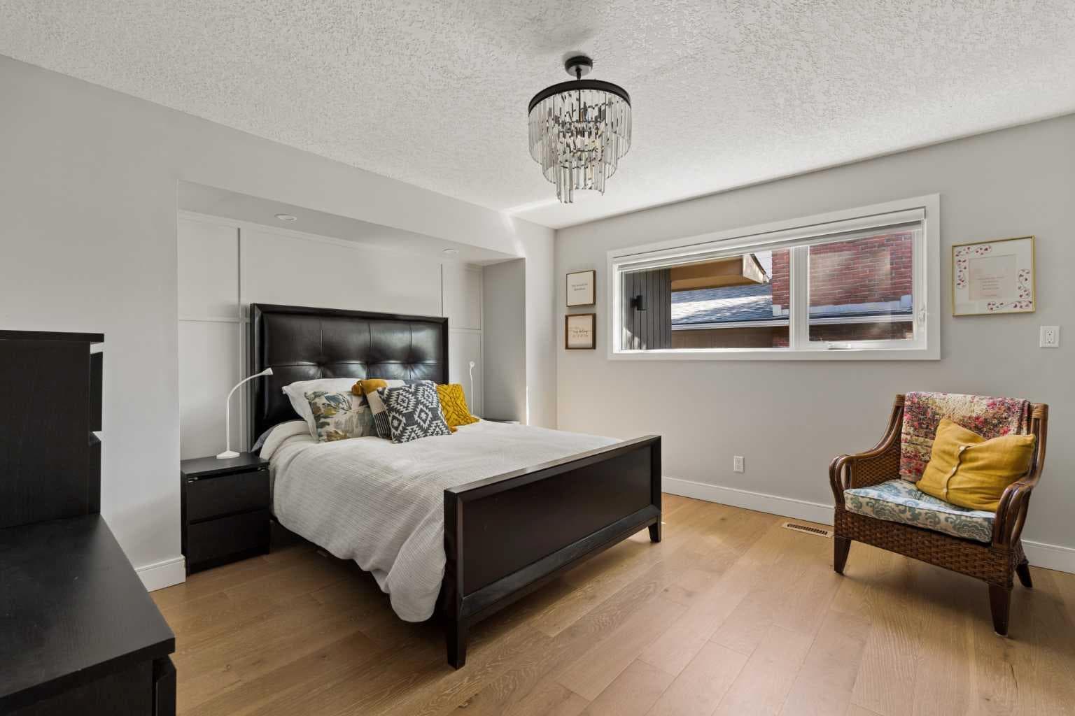 127 Parkglen Crescent SE